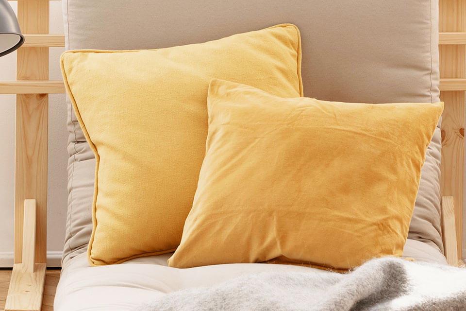 Parownica idealnie sprawdzi się do mebli tapicerowanych, kanap i foteli 