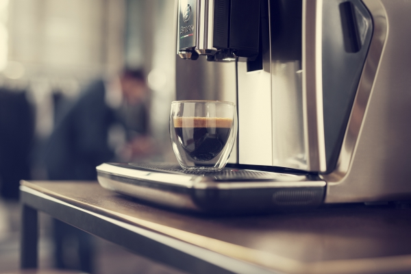 Philips Zapewnia odpowiednią temperaturę kawy, kt&oacute;ra uwydatnia jej smak